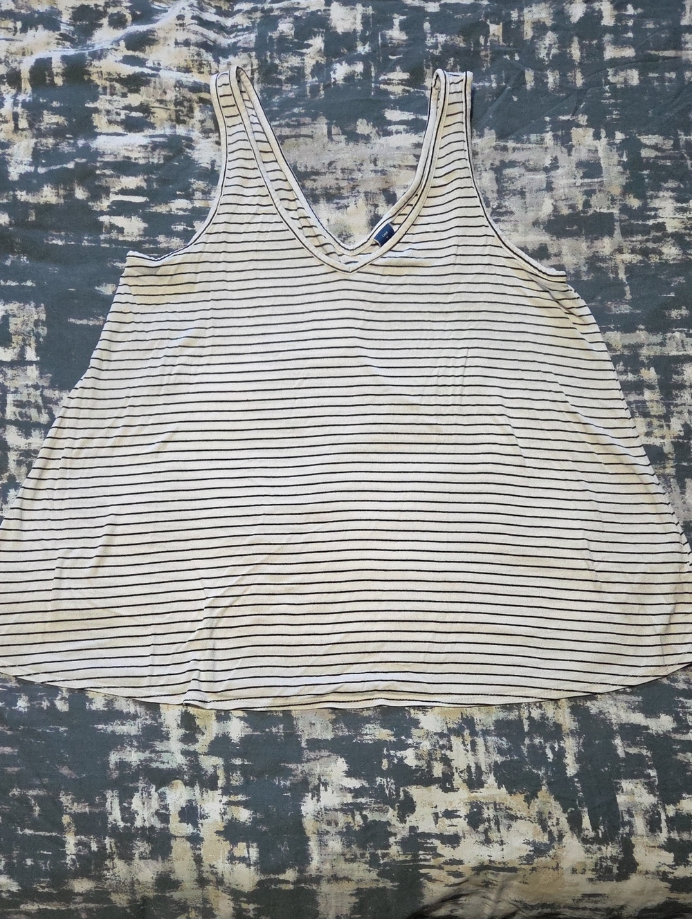 Old Navy Tank - Picture 3 of 6